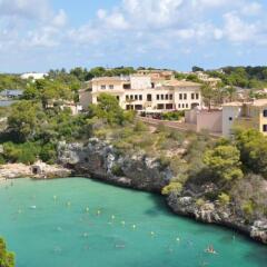 Cala Ferrera Hotel спортивное сооружение