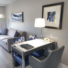 Отель Quality Suites Toronto Airport Канада, Торонто - отзывы, цены и фото номеров - забронировать отель Quality Suites Toronto Airport онлайн удобства в номере