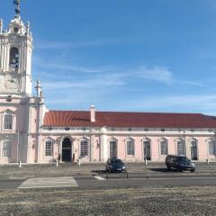 Pousada Palácio de Queluz – Historic Hotel парковка
