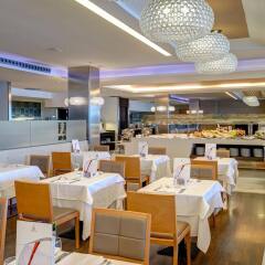 Отель Hipotels Gran Conil & Spa Испания, Кониль-де-ла-Фронтера - отзывы, цены и фото номеров - забронировать отель Hipotels Gran Conil & Spa онлайн питание фото 3