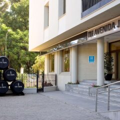 Отель NH Avenida Jerez Испания, Херес-де-ла-Фронтера - отзывы, цены и фото номеров - забронировать отель NH Avenida Jerez онлайн городской автобус