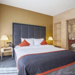 Гостиница Crowne Plaza Санкт-Петербург Аэропорт комната для гостей фото 2