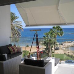 Отель Trident Beach Front Suite Кипр, Протарас - отзывы, цены и фото номеров - забронировать отель Trident Beach Front Suite онлайн пляж