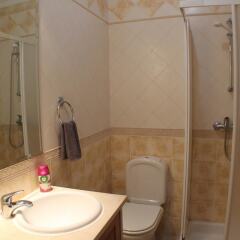 Апартаменты Apartment With 2 Bedrooms in Albufeira, With Pool Access, Enclosed Gar ванная