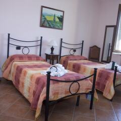 Отель B&B La Gibiana Костиглиоле-д'Асти комната для гостей фото 3