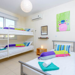 Отель Konnos Beach Villa 3 детские мероприятия