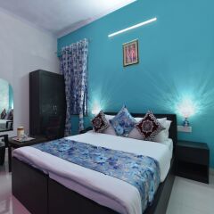 OYO 13083 Hotel Lovely Inn комната для гостей фото 5