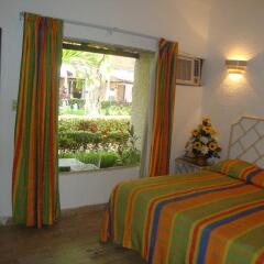 Sands Acapulco Hotel & Bungalows комната для гостей фото 3