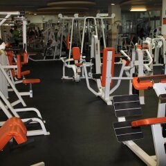Hotel Real Zapopan фитнесс-зал фото 3