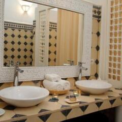 Отель Riad Senso Марокко, Рабат - отзывы, цены и фото номеров - забронировать отель Riad Senso онлайн ванная фото 2