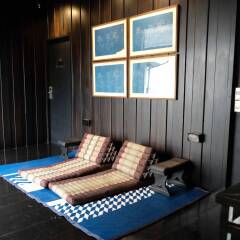 Kloem Hostel - Adults Only Бангкок комната для гостей фото 2