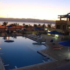 Отель Almarsa Village Dive Resort бассейн