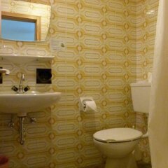 Отель Berghotel Franzenshöhe Стельвио ванная фото 2
