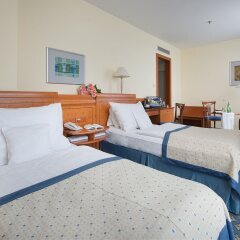 Отель Ramada by Wyndham Prague City Centre Чехия, Прага - - забронировать отель Ramada by Wyndham Prague City Centre, цены и фото номеров комната для гостей фото 2