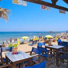 Отель Aeolos Beach пляж