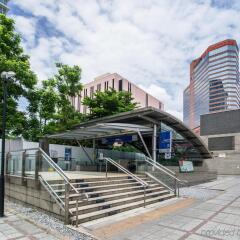 Отель Swissotel Bangkok Ratchada городской автобус