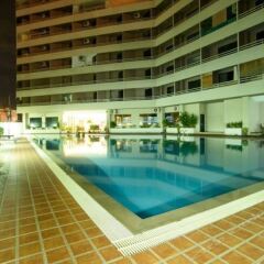 Отель Angket Hip Residence Таиланд, Паттайя - 1 отзыв об отеле, цены и фото номеров - забронировать отель Angket Hip Residence онлайн бассейн фото 3