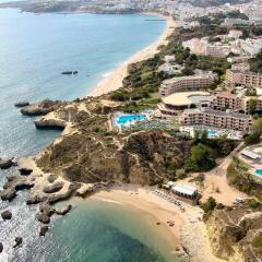 Отель Auramar Beach Resort пляж