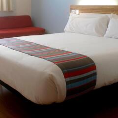 Отель Travelodge Barcelona Poblenou удобства в номере
