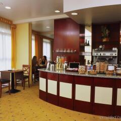 Отель Citadines Montmartre Paris питание