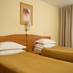 Гостиница Гостиничный комплекс Country Resort в Вербилках 8 отзывов об отеле, цены и фото номеров - забронировать гостиницу Гостиничный комплекс Country Resort онлайн Вербилки комната для гостей фото 4