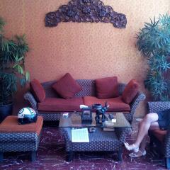 Отель Cafe' 66 House @ Patong Beach интерьер отеля