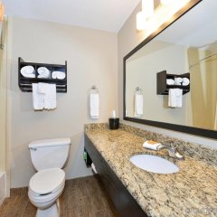 Best Western Plus Greenwood/Indy South Inn in Greenwood, United States of America from 111$, photos, reviews - zenhotels.com bathroom