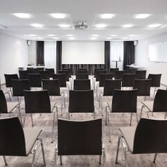 Отель Radisson Hotel Zurich Airport Швейцария, Рюмланг - 2 отзыва об отеле, цены и фото номеров - забронировать отель Radisson Hotel Zurich Airport онлайн с домашними животными