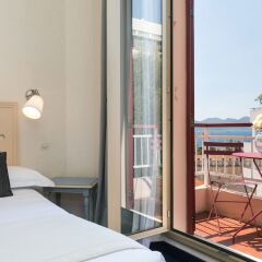 Отель The Originals des Orangers Cannes (ex Inter-Hotel) Франция, Канны - отзывы, цены и фото номеров - забронировать отель The Originals des Orangers Cannes (ex Inter-Hotel) онлайн балкон