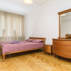 Гостиница 4-Room Apartment Kiev Opera View Украина, Киев - отзывы, цены и фото номеров - забронировать гостиницу 4-Room Apartment Kiev Opera View онлайн комната для гостей фото 2