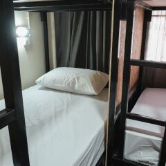 The Bridge Hostel Бангкок детские мероприятия фото 2