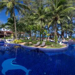 Отель Best Western Premier Bangtao Beach Resort And Spa Пхукет бассейн