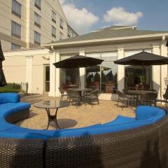 Отель Hampton Inn & Suites Columbus/University Area бассейн фото 3