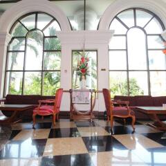 Camelot Hotel Pattaya интерьер отеля