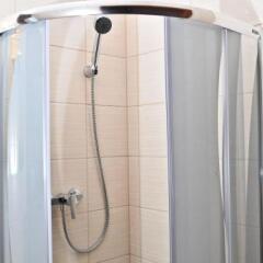 Отель Big City Hostel Польша, Вроцлав - отзывы, цены и фото номеров - забронировать отель Big City Hostel онлайн ванная