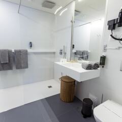 Ilha Hostel & Suites Понта-Делгада ванная фото 2