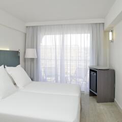Отель Sol House The Studio Calviá Beach Испания, Магалуф - 1 отзыв об отеле, цены и фото номеров - забронировать отель Sol House The Studio Calviá Beach онлайн удобства в номере