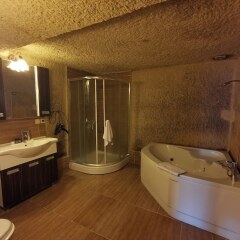 Falcon Cave Suites Турция, Гёреме - 1 отзыв об отеле, цены и фото номеров - забронировать отель Falcon Cave Suites онлайн спа