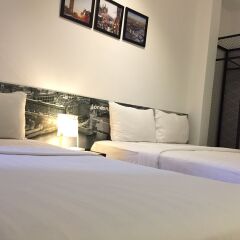 Отель Suite Backpackers Inn комната для гостей фото 5