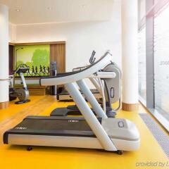 Отель Novotel Muenchen Messe фитнесс-зал
