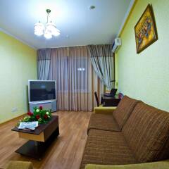 Отель Golden Dragon ApartHotel Бишкек комната для гостей