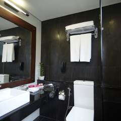 Turyaa Kalutara in Wadduwa, Sri Lanka from 128$, photos, reviews - zenhotels.com bathroom