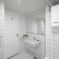 Отель Creto Hotel Myeongdong Южная Корея, Сеул - отзывы, цены и фото номеров - забронировать отель Creto Hotel Myeongdong онлайн ванная