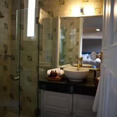 Отель Pug Seal B&B Coyoacan Мексика, Мехико - отзывы, цены и фото номеров - забронировать отель Pug Seal B&B Coyoacan онлайн ванная фото 2