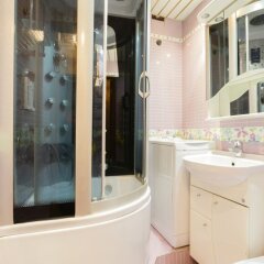 Гостиница Brusnika Novyie Cheremushki Apartment в Москве отзывы, цены и фото номеров - забронировать гостиницу Brusnika Novyie Cheremushki Apartment онлайн Москва ванная