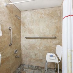 Hawthorn Suites by Wyndham Richardson in Richardson, United States of America from 80$, photos, reviews - zenhotels.com bathroom