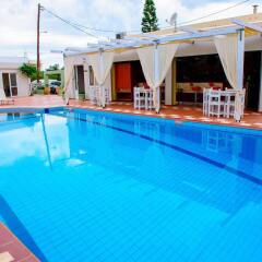 Апартаменты Golden Sun Apartments бассейн фото 3