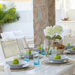 Отель Mimosa Seafront Villa Кипр, Протарас - отзывы, цены и фото номеров - забронировать отель Mimosa Seafront Villa онлайн помещение для мероприятий