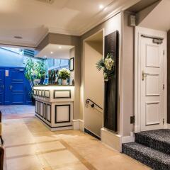 Отель Hôtel Jardin le Bréa в номере