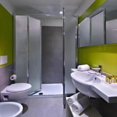 Отель Terme Mioni Pezzato Италия, Абано-Терме - 1 отзыв об отеле, цены и фото номеров - забронировать отель Terme Mioni Pezzato онлайн ванная фото 2
